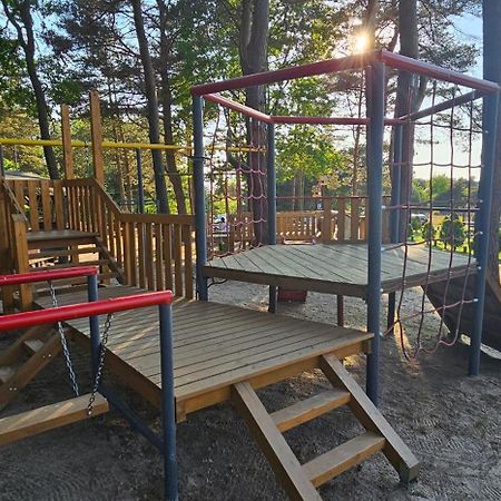 Pokoje Goscinne Maj - Rozewie Jastrzebia Gora Exterior foto