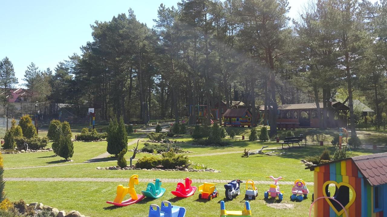 Pokoje Goscinne Maj - Rozewie Jastrzebia Gora Exterior foto
