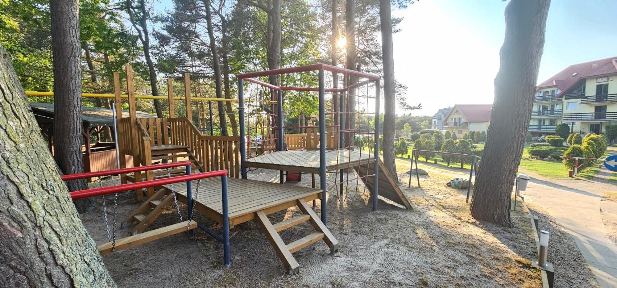 Pokoje Goscinne Maj - Rozewie Jastrzebia Gora Exterior foto