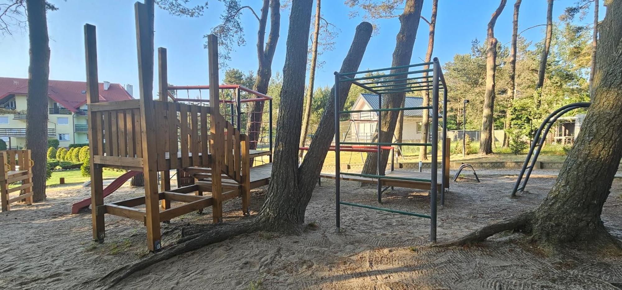 Pokoje Goscinne Maj - Rozewie Jastrzebia Gora Exterior foto
