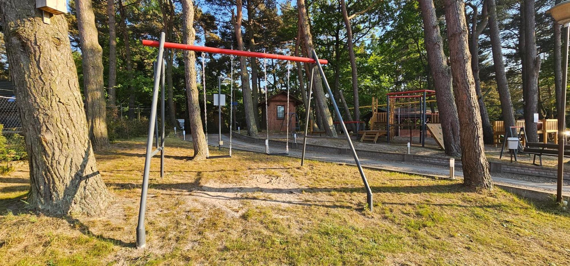 Pokoje Goscinne Maj - Rozewie Jastrzebia Gora Exterior foto