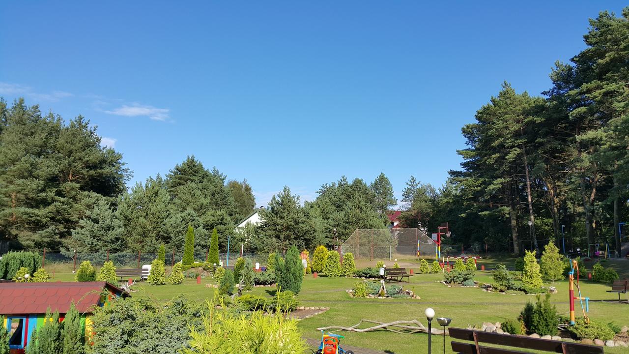 Pokoje Goscinne Maj - Rozewie Jastrzebia Gora Exterior foto