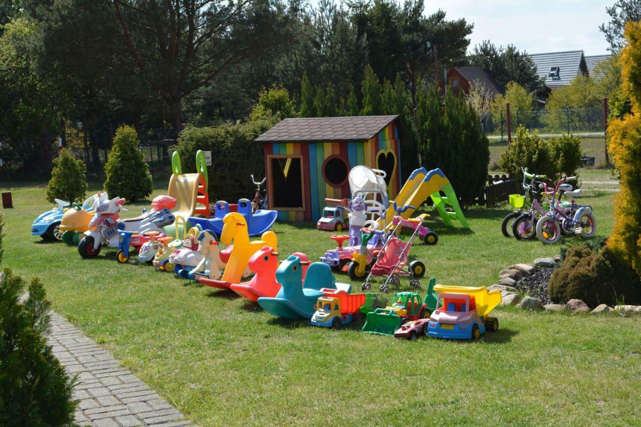 Pokoje Goscinne Maj - Rozewie Jastrzebia Gora Exterior foto